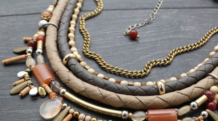 Украшения из натуральных камней Украшения из натуральных камней