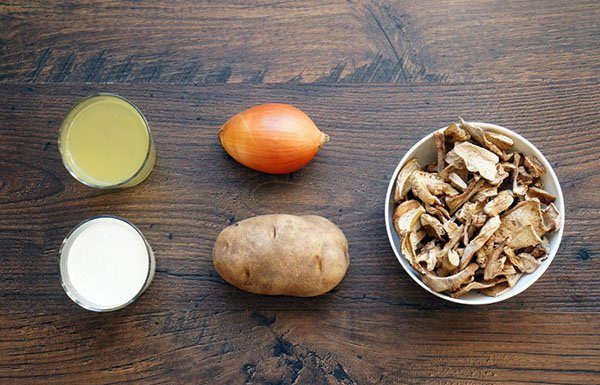 Простой рецепт: сливочный суп-пюре с грибами