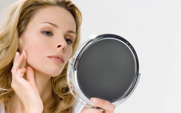 Носогубные складки: как убрать? Отзывы о пластике и уколах красоты