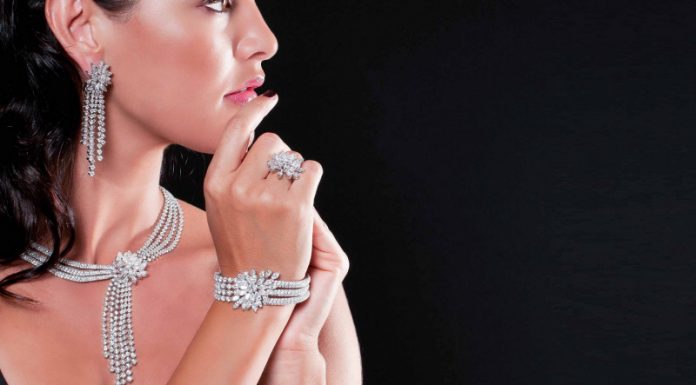 Золотые украшения от российских производителей Золотые украшения от российских производителей