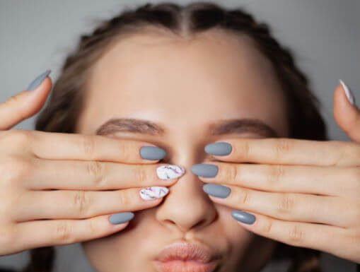 Куда обратиться за качественным маникюром или педикюром?