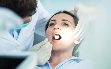 Куда обратиться за лечением зубов и десен?