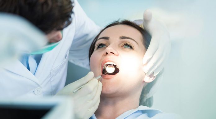 Куда обратиться за лечением зубов и десен?