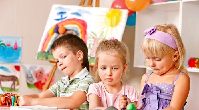 Центр azbuka-child.od.ua предлагает садик неполного дня в Одессе