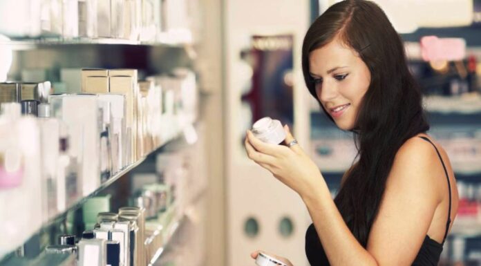Как выбрать подходящую косметику?