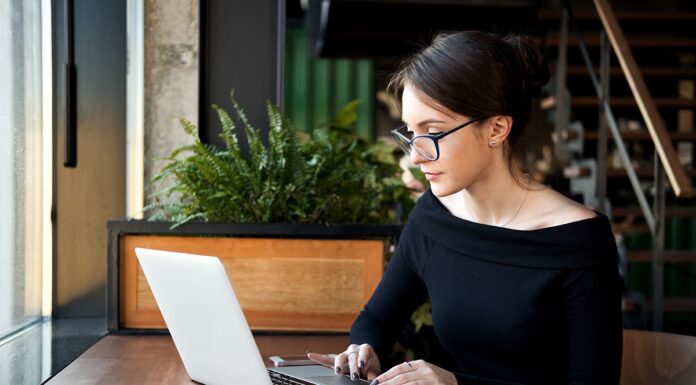 Где поиграть в слоты в интернете?