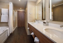 Бронирование отелей и гостиниц в Новороссийске на сайте Озон с описанием нескольких вариантов