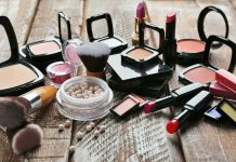 Декоративная косметика: Разнообразие и польза